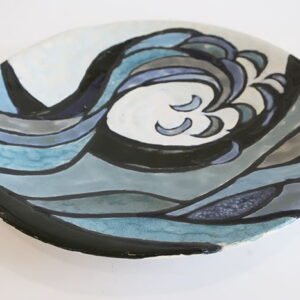 falling wave decorative plate